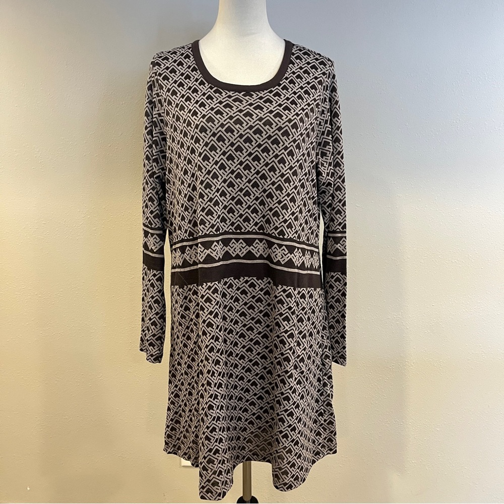 Aventura Black and Gray Long Sleeve Geometric Print‎ mini Dress size large